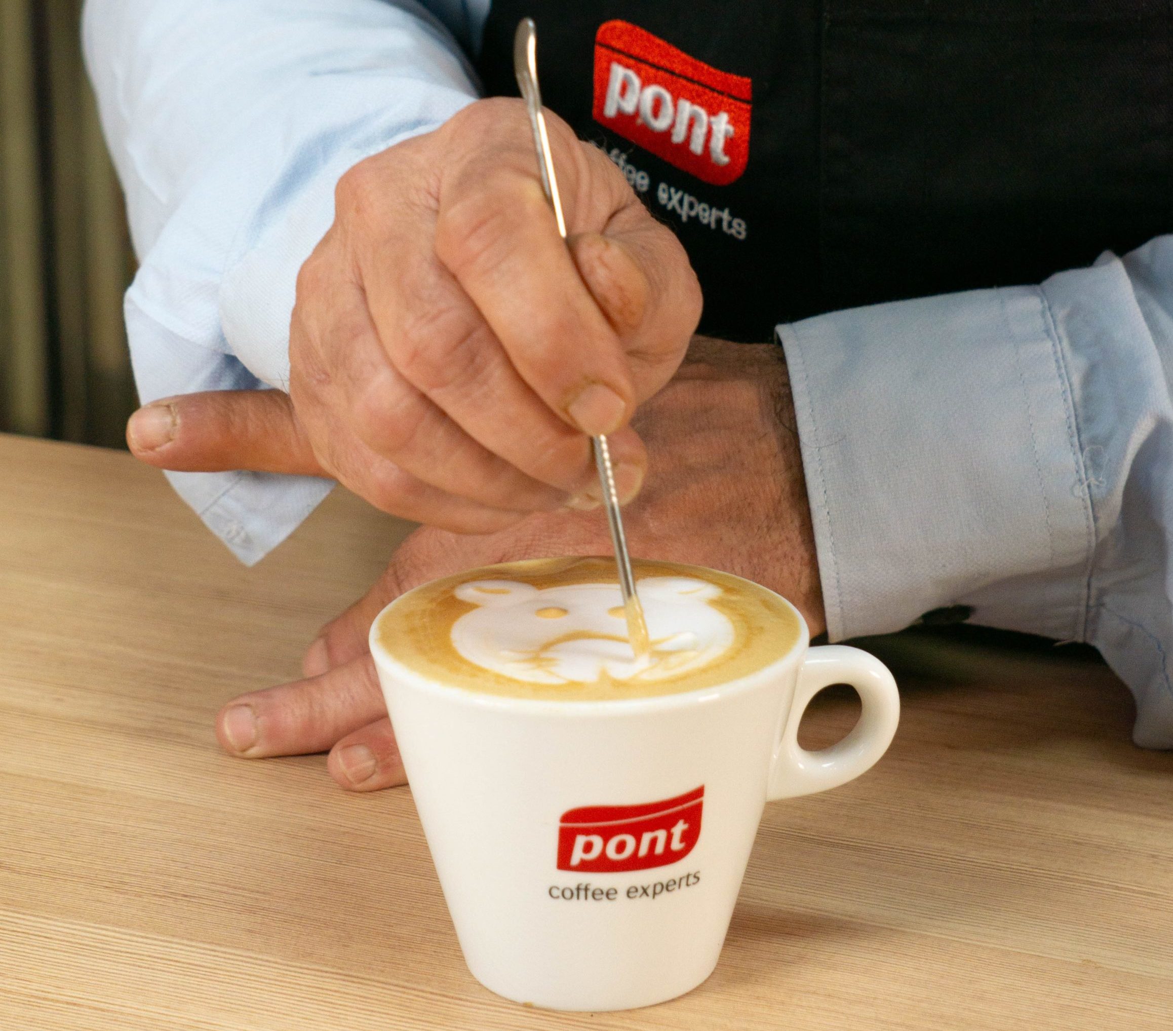 Latte Art en casa con Cafés Pont